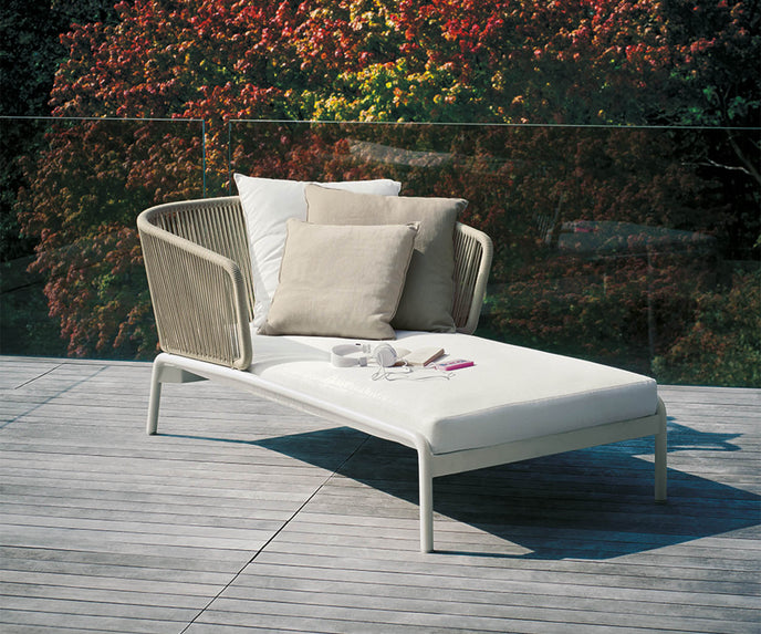 Spool 004 Lounge Roda