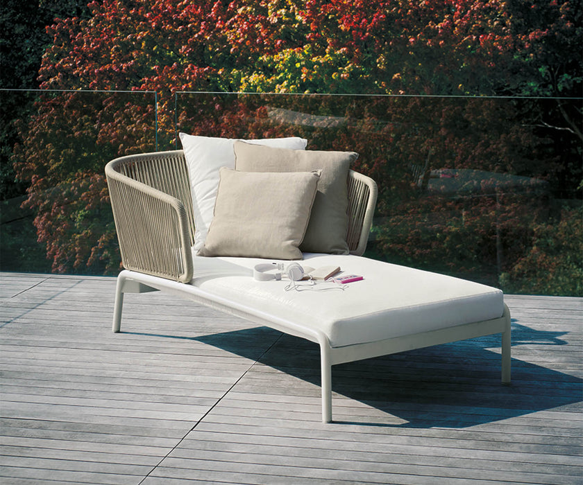 Spool 004 Lounge Roda