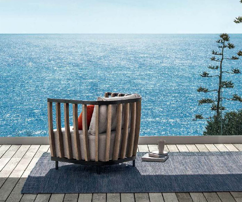 High end Swing Lounge Chair by Ethimo Casa Design