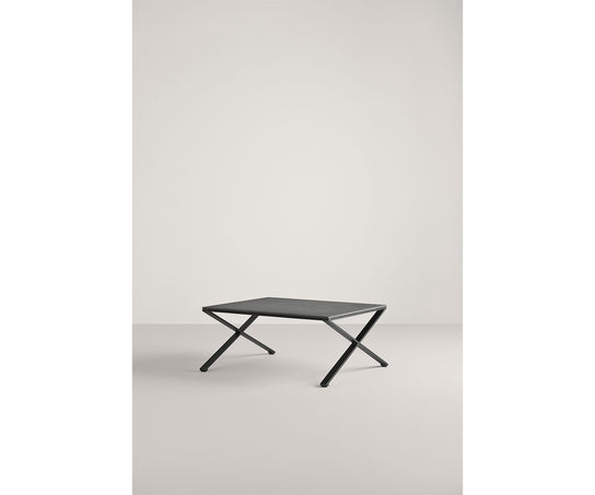 High end Sahrai CT Coffee Table by Frag Casa Design