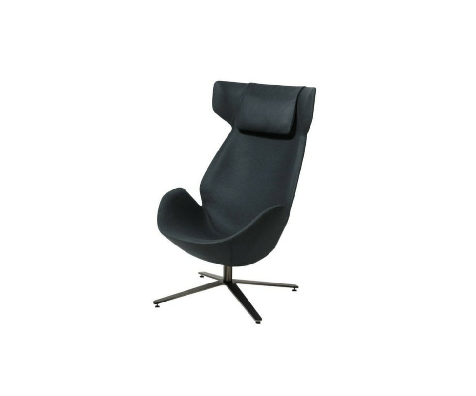 Shelter Armchair | Tacchini