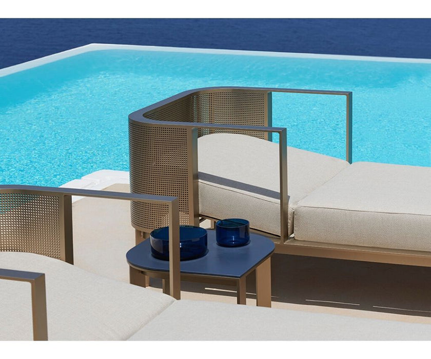 High end Solanas Chaise Longue by Gandia Blasco Casa Design