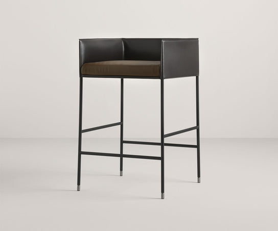 High end Square C Stool by Frag Casa Design