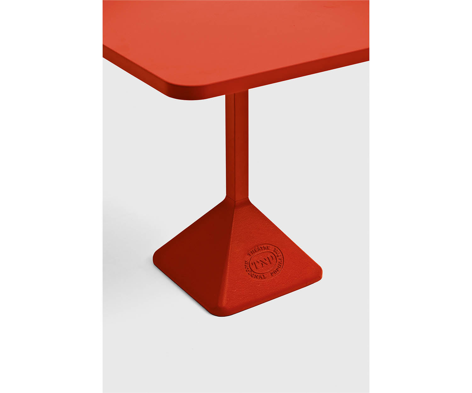 High end TNP Dining Bar Table by Kristalia Casa Design