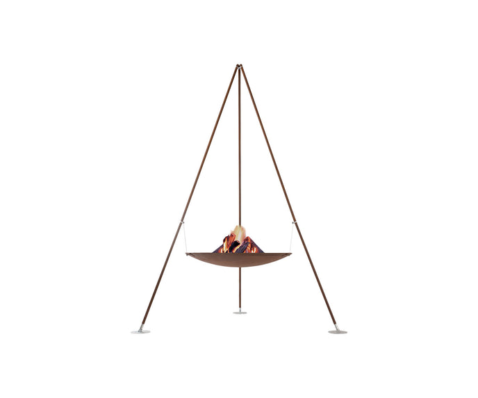 High end Tripee Fire Pit by AK47 Design Casa Design