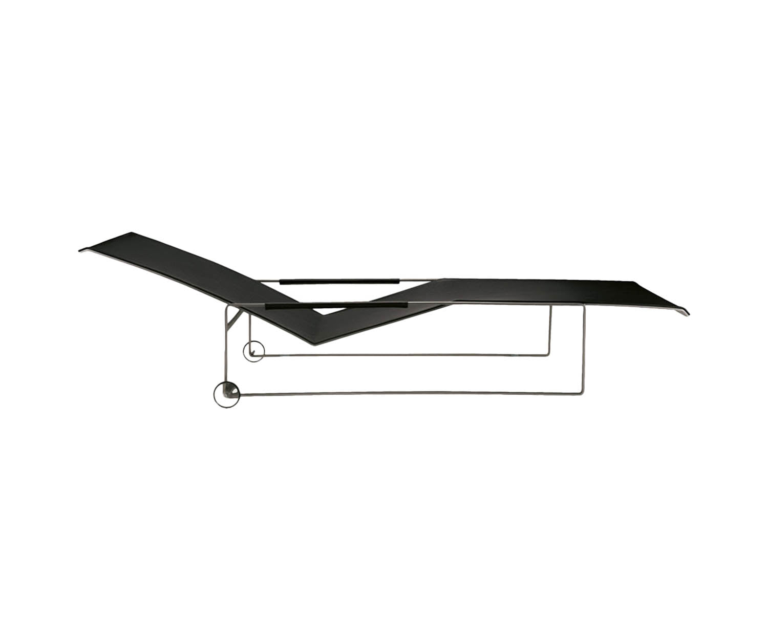 High end Cima Tumbona Chaise Lounge by Fueradentro Casa Design