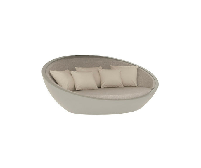 High end Ulm Daybed by Vondom Casa Design