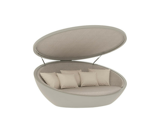 High end Ulm Daybed With Parasol by Vondom Casa Design