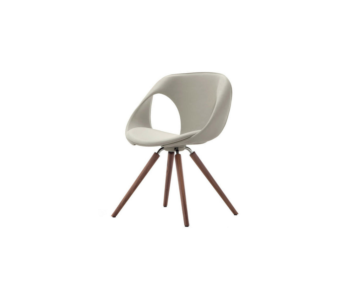Up Upholstered 907 Armchair | Tonon