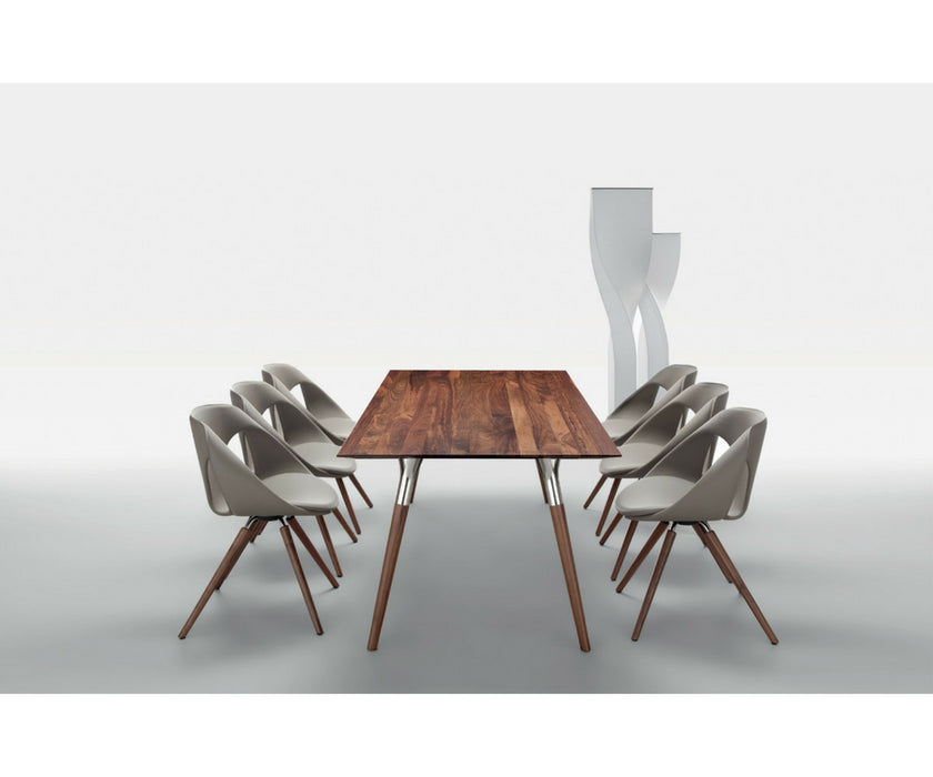 Up Upholstered 907 Armchair | Tonon