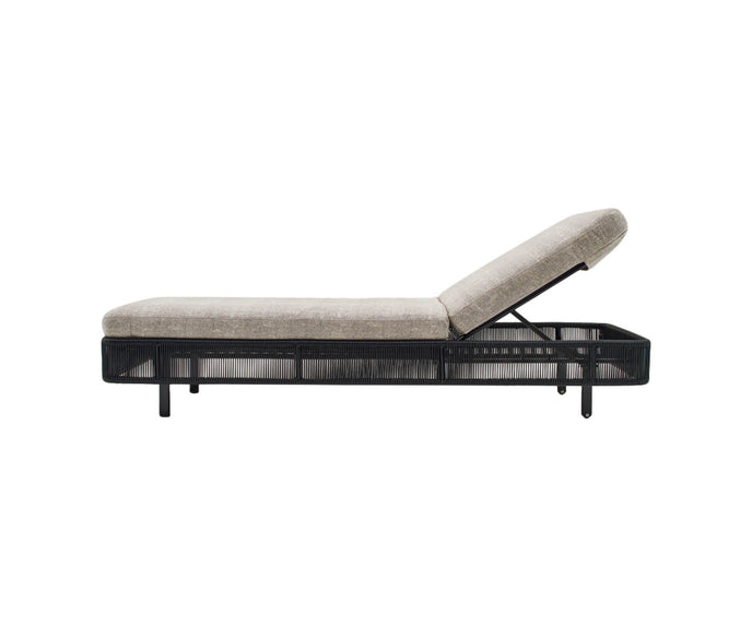 High end Tibidabo Sunlounger by Varaschin Casa Design