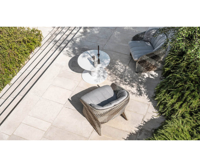 High end Maat Lounge Armchair by Varaschin Casa Design