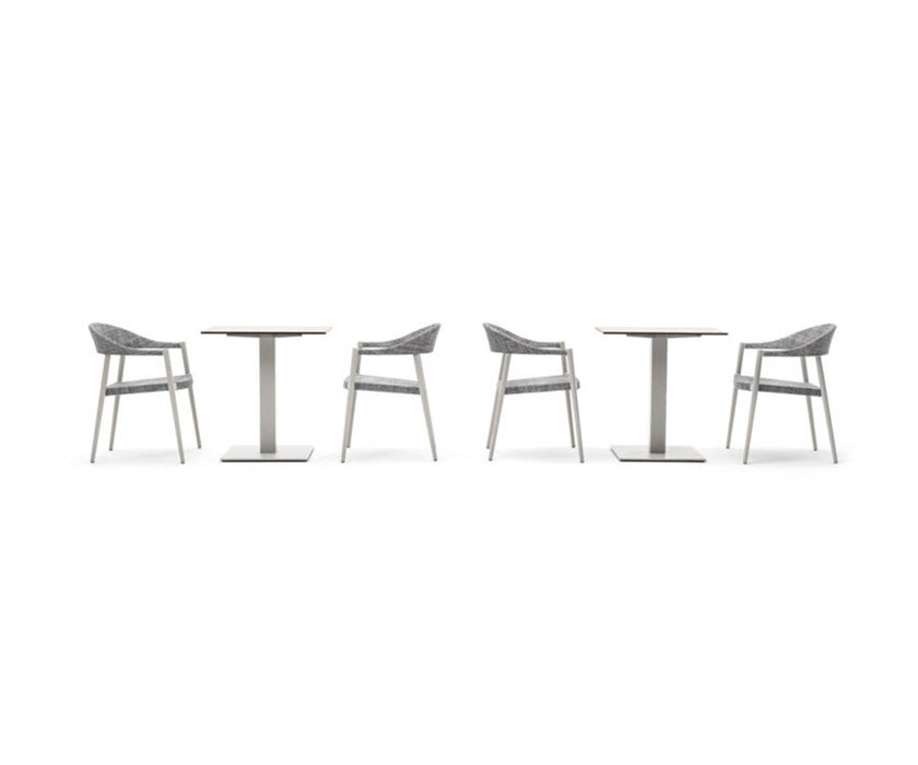 High end Tight Base Table by Varaschin Casa Design
