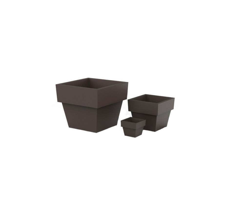 High end Square Vaso Planter by Vondom Casa Design