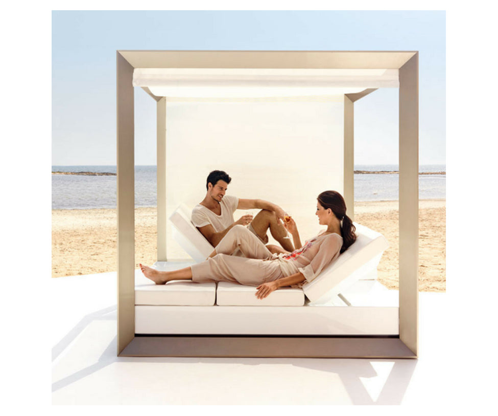 High end Vela Canopy by Vondom Casa Design