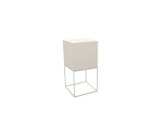 High end Vela Cube Lamp by Vondom Casa Design