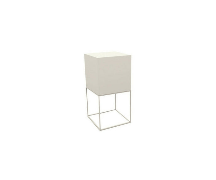 High end Vela Cube Lamp by Vondom Casa Design