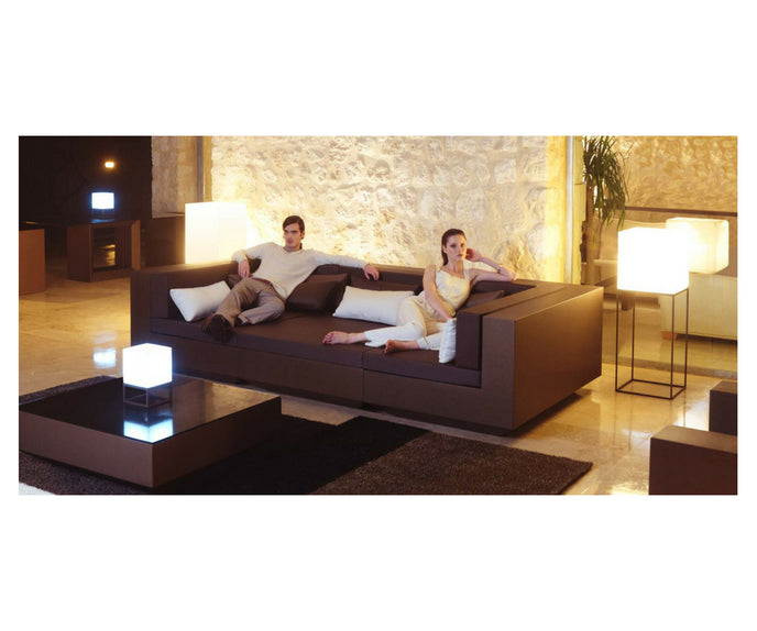 High end Vela Cube Lamp by Vondom Casa Design