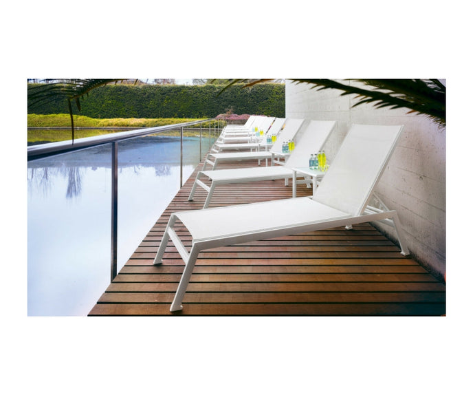 High end Victor Sun Lounger by Varaschin Casa Design