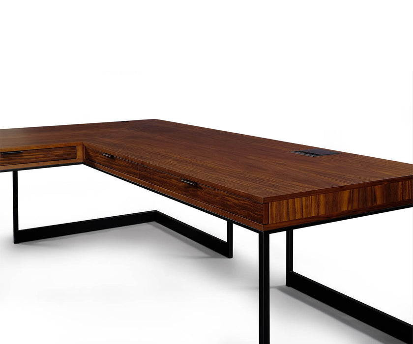 Wishbone Executive Desk Skram