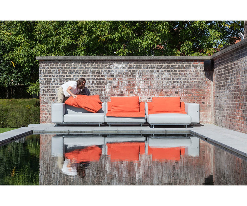 High end Walrus Sofa by Extremis Casa Design