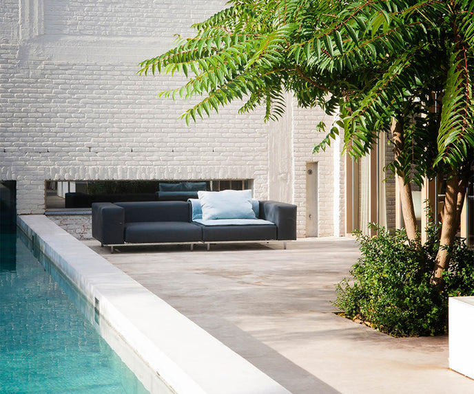 High end Walrus Sofa by Extremis Casa Design