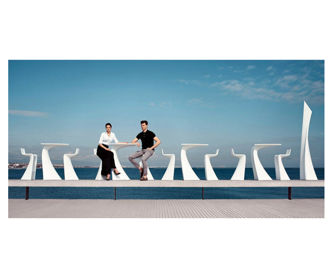 High end Wing Bar Table by Vondom Casa Design