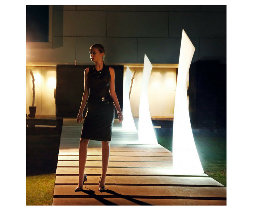 High end Wing Lamp by Vondom Casa Design