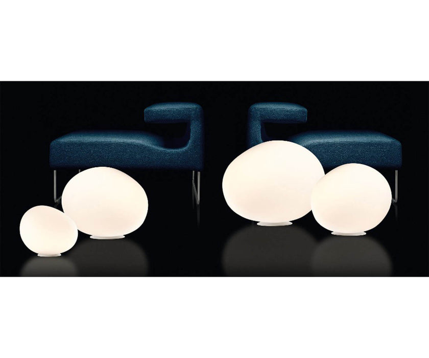 High end Poly Gregg Table Lamp by Foscarini Casa Design