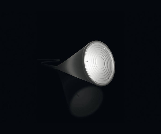High end Uto Table Lamp by Foscarini Casa Design