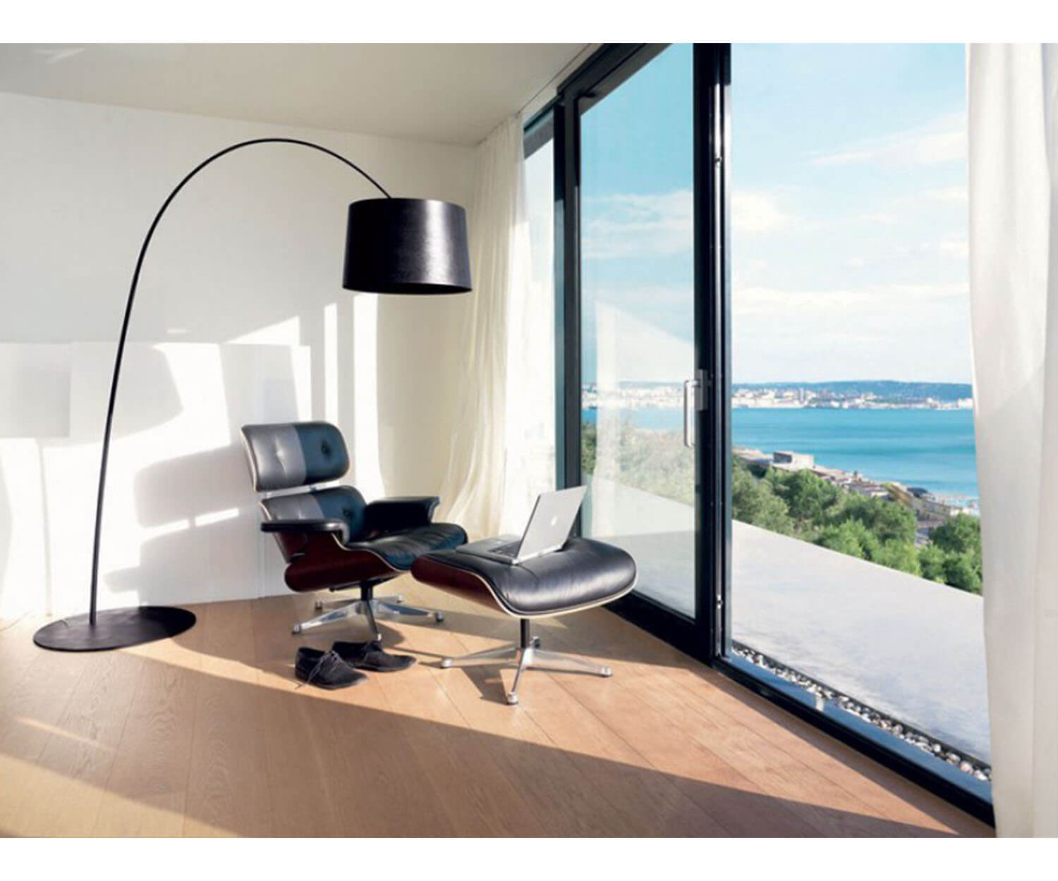 High end Twiggy Floor Lamp by Foscarini Casa Design
