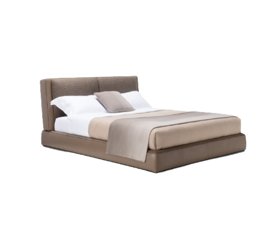 High End Aldgate Bed Frame by Molteni&C Casa Design Group