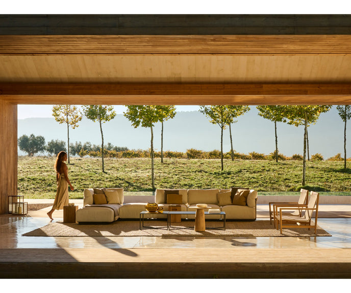 High End Amanu Lounge Chair by Tribù Casa Design Group