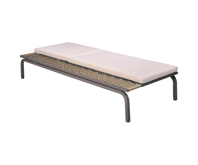 High end Portofino ART. 9749 Sunbed by Roberti Rattan Casa Design