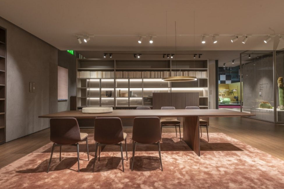 Ava Table | Molteni&C Furniture | Casa Design Group