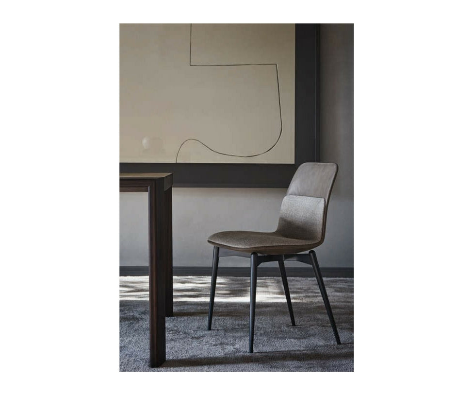 High End Barbican Dining Chair by Molteni&amp;C Casa Design Group