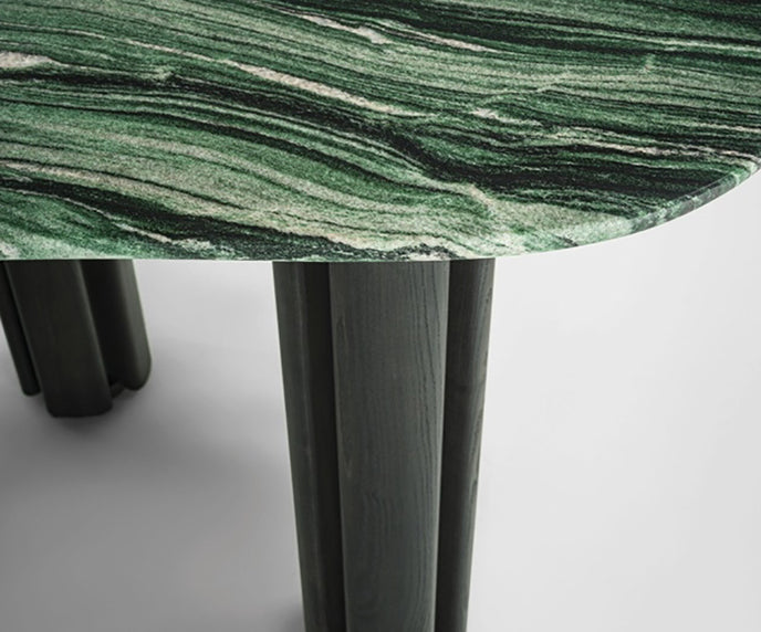 Berry Dining Table | Porada