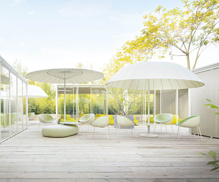 Stylish Adjustable Bistrò Outdoor Parasol by Paola Lenti Ideal for Outdoor Spaces Casa Design Group