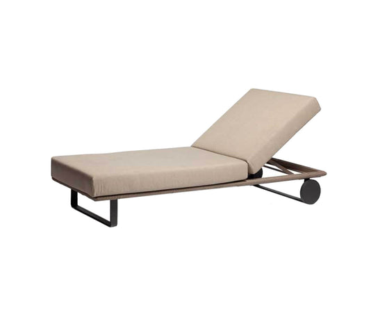 Bitta Deckchair Kettal