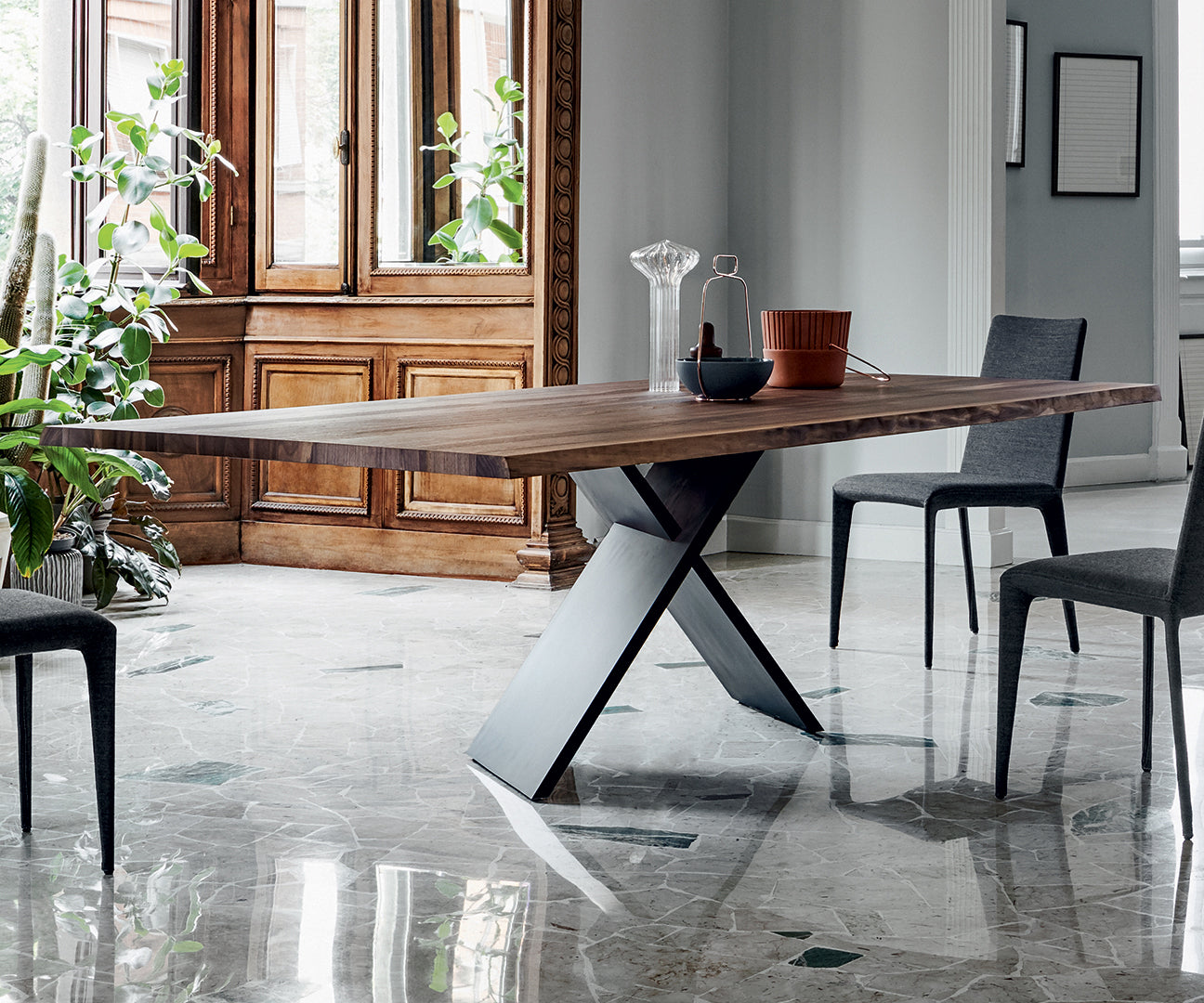 AX Dining Table | Bonaldo | Casa Design Group