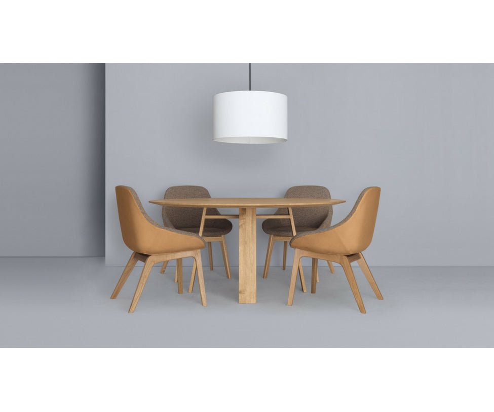 High End Bondt Round Table by Zeitraum Casa Design Group