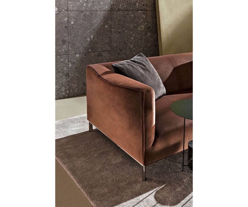 High End Breeze Sofa by Molteni&C Casa Design Group