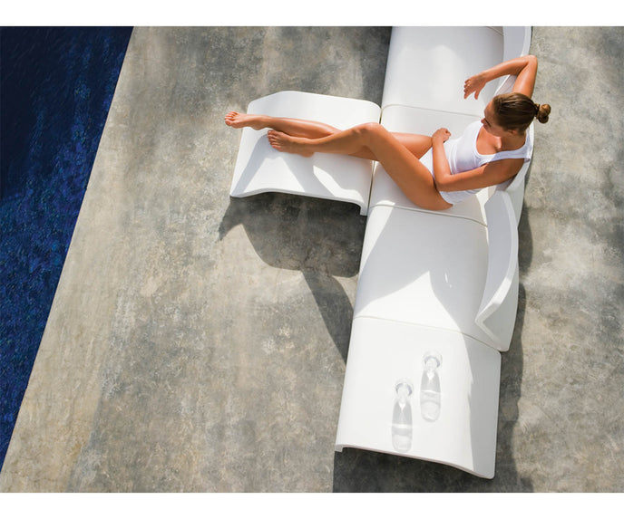 High end Clip Side Table by Gandia Blasco Casa Design
