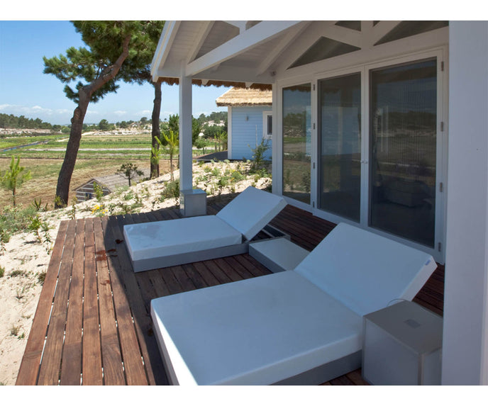 High end Chill Side Table Chaise Lounge by Gandia Blasco Casa Design
