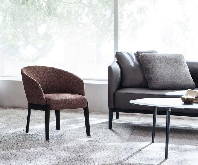 High End Chelsea Small Armchair by Molteni&C Casa Design Group