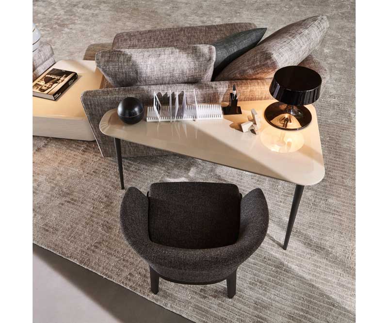 High End Chelsea Small Armchair by Molteni&amp;C Casa Design Group