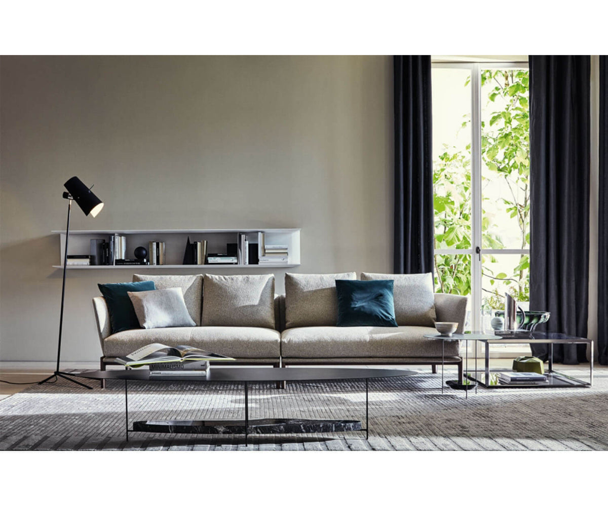 High End Chelsea Sofa by Molteni Casa Design Group