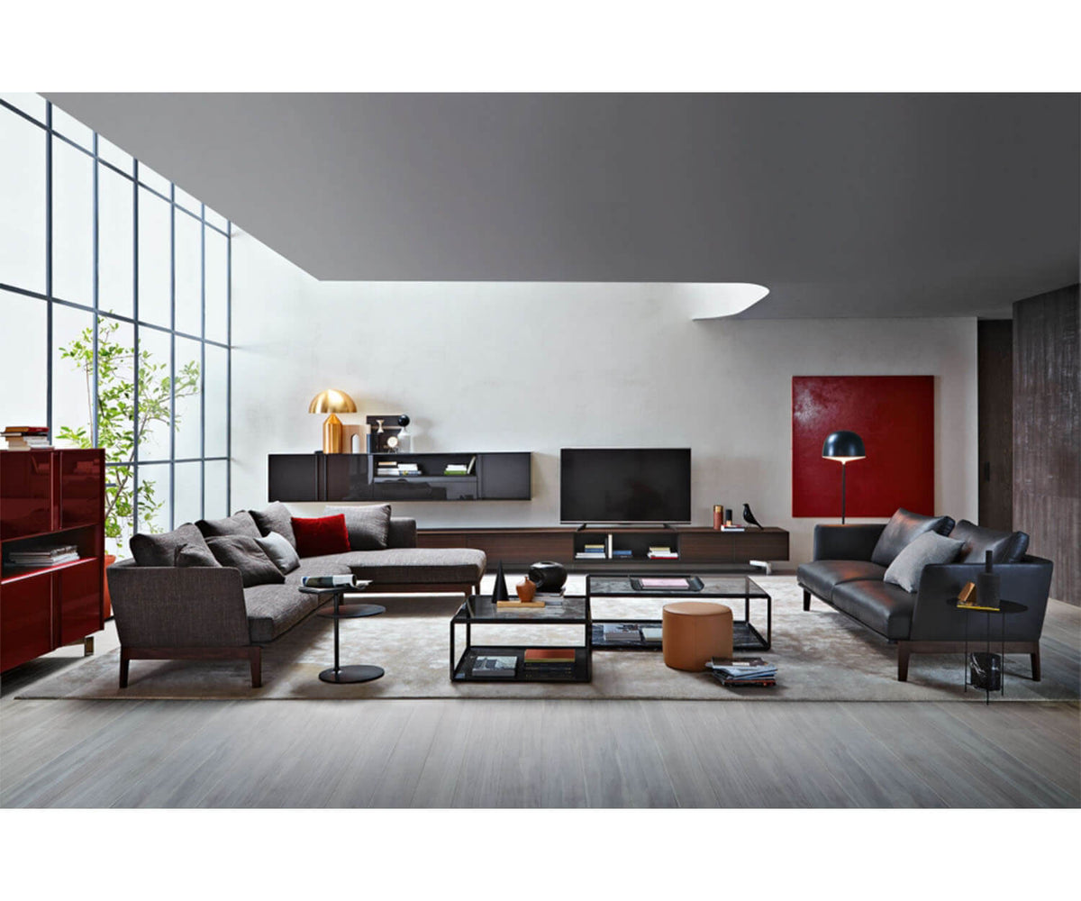 High End Chelsea Sofa by Molteni Casa Design Group