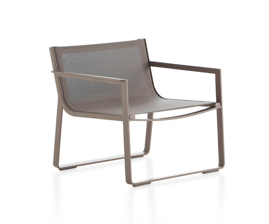 High end Flat Textil Lounge Chair by Gandia Blasco Casa Design