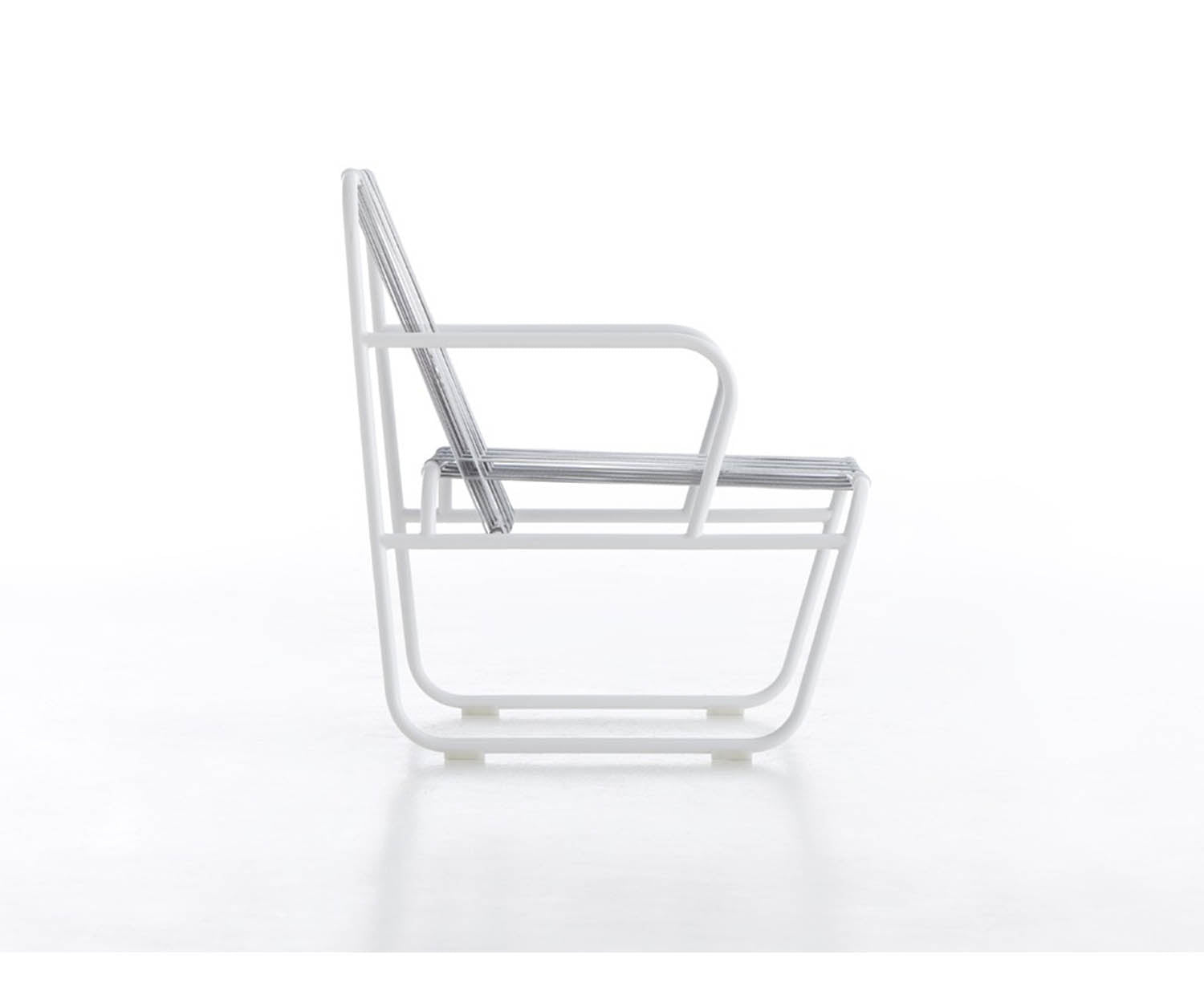 High end DozeQuinze Lounge Chair by Gandia Blasco Casa Design
